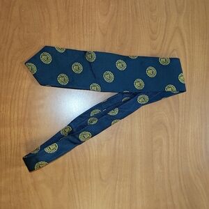 Vtg The Union League Of Philadelphia 100% Silk Men's Tie